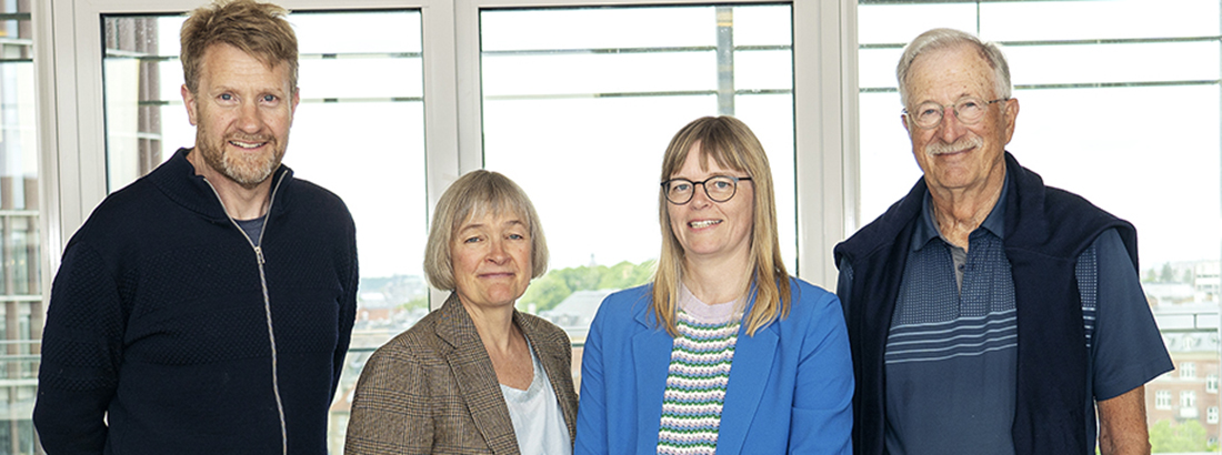 From the left: Associate Professor Jens Brings Jacobsen, Biomedical Laboratory Technologists Bente Stærgaard, Heidi Paulsen, and Associate Professor Steen Seier Poulsen. Histolab